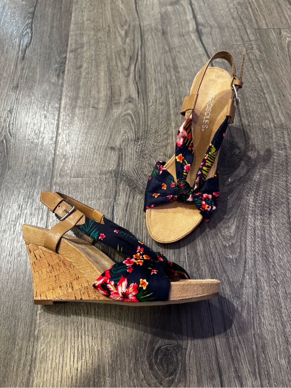 Aerosoles plush pillow navy blue floral Knot Cork Wedge Sandals size 8.5 women